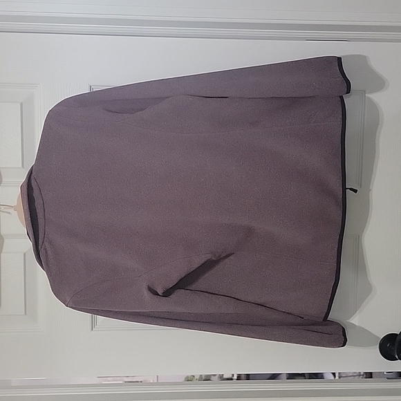 nwot Ultimate Terrain fleece zip up jacket. Size small. - Picture 3 of 3